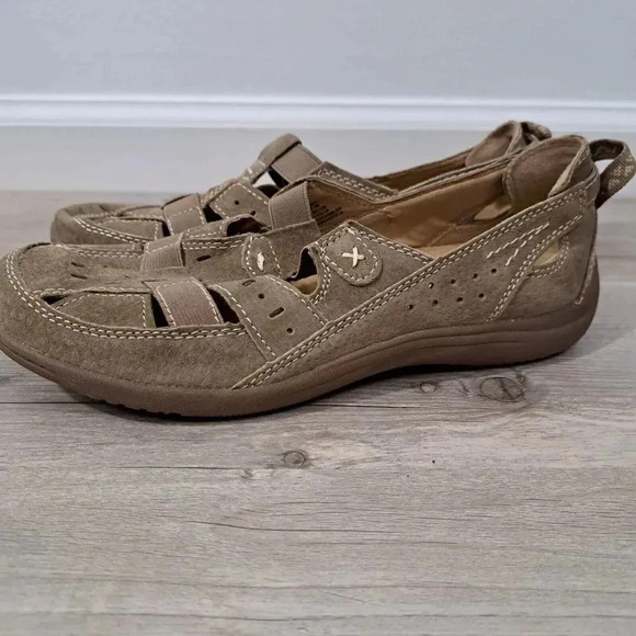 Magellan Outdoors Womens Putian Sandal Size 7M Tan Leather - Picture 4 of 9